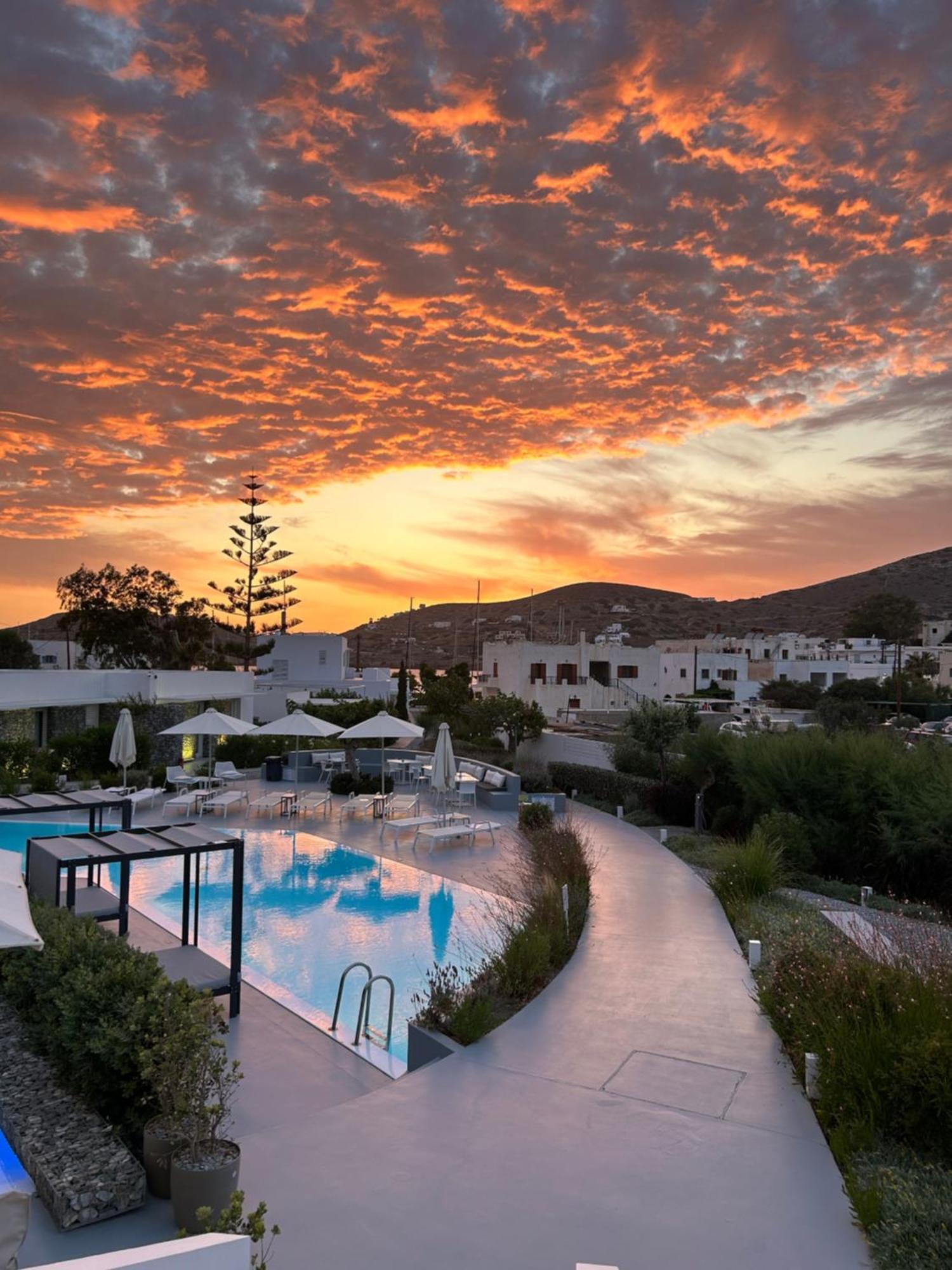 Relux Ios Hotel Exterior foto